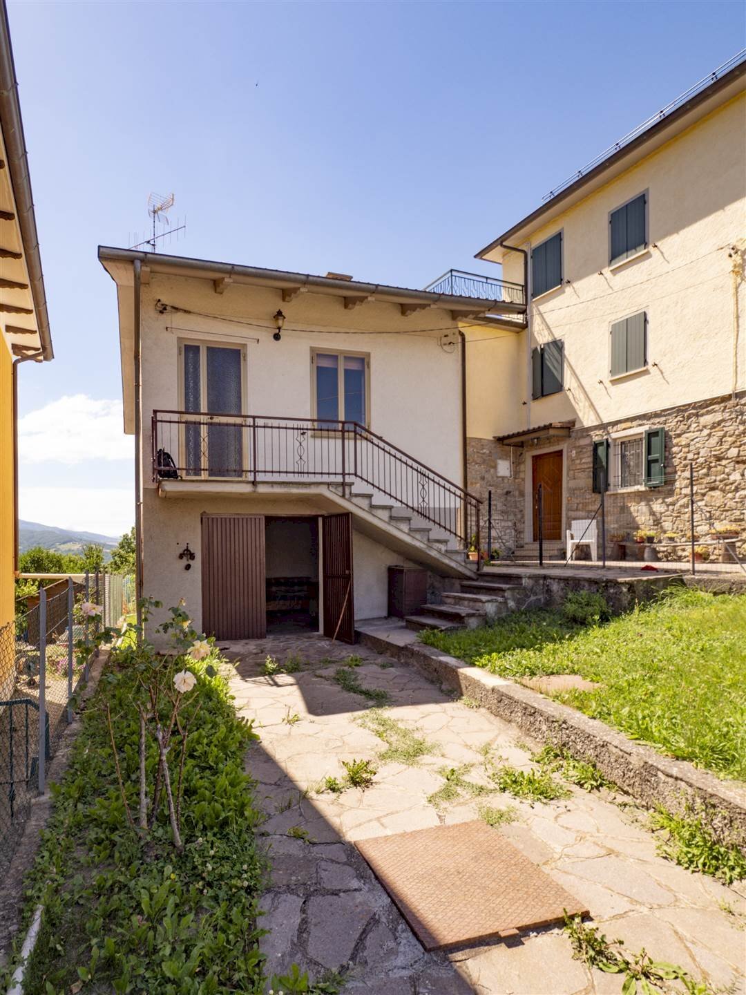 Independent house Montefiorino - photo 1