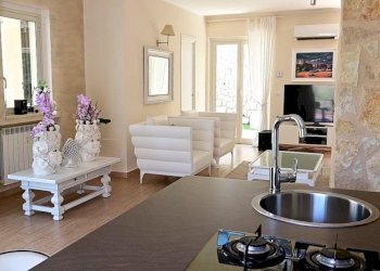 salotto cucina .jpg - Appartamento Contrada Mastrissa 1000, Taormina - foto 23