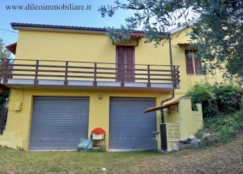 08DILEOIMMOBILIAREVENDECASACONTERRENOCASTORANO.jpg - Casa indipendente Castorano - foto 7