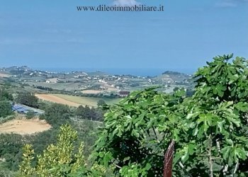 26DILEOIMMOBILIAREVENDECASACONTERRENOCASTORANO.jpg - Casa indipendente Castorano - foto 8