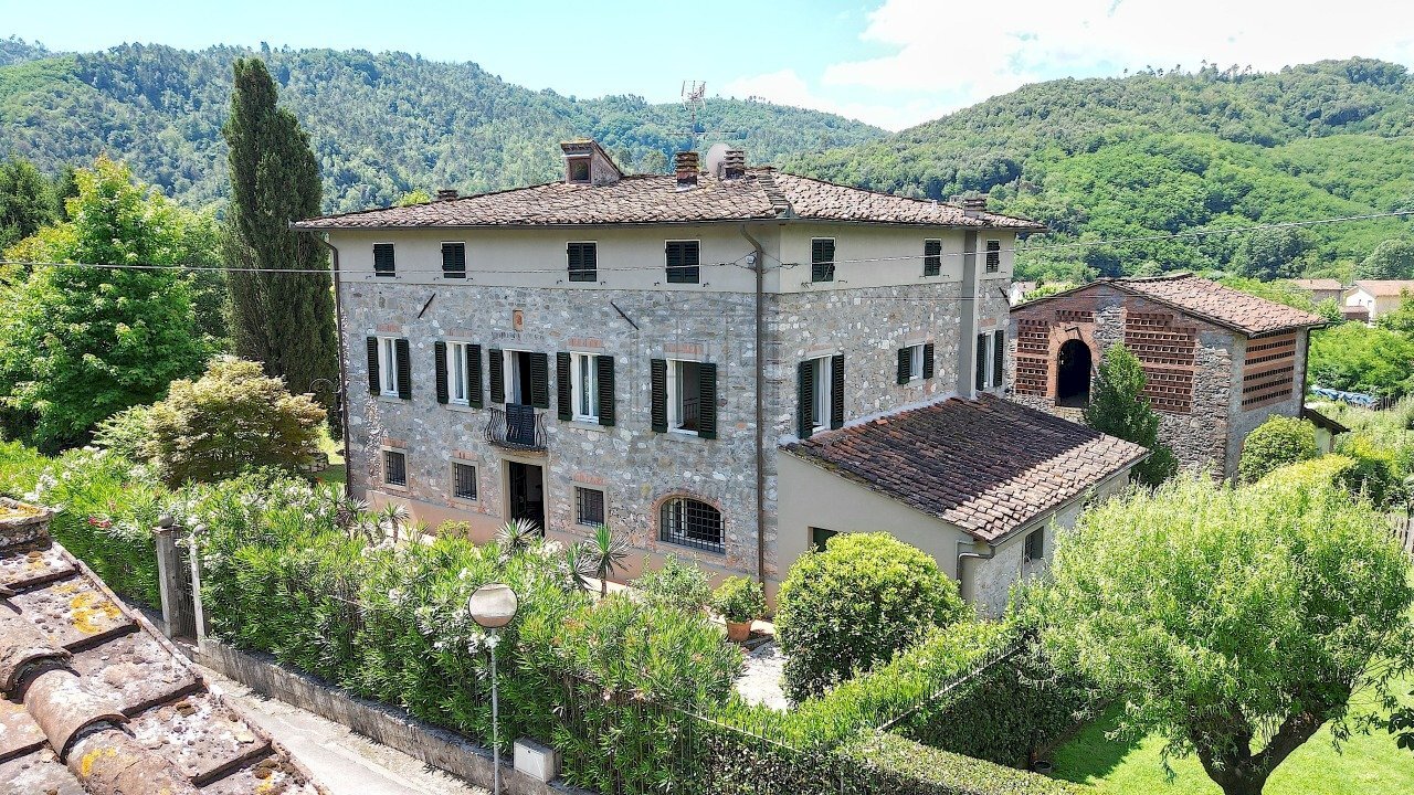 vendesi villetta padronale con giardinoDJI_0001.J - Villa San Martino in Freddana, Lucca - photo 2
