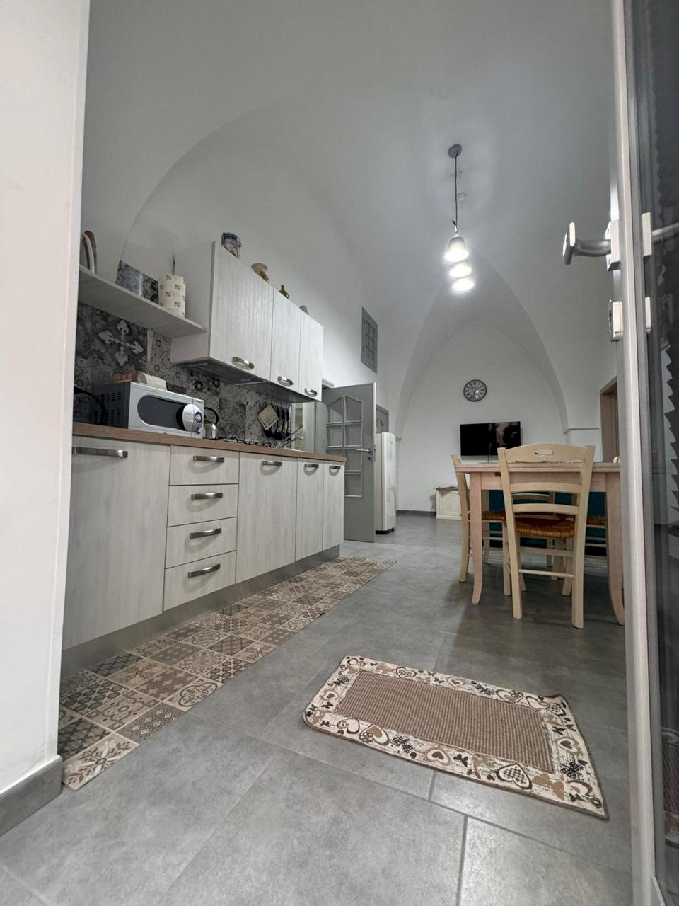 PHOTO-2024-06-27-17-03-37 8.jpg - Casa indipendente via padre serafino tamborrino, Ostuni - foto 1