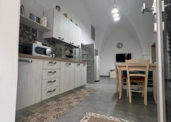 PHOTO-2024-06-27-17-03-37 8.jpg - Casa indipendente via padre serafino tamborrino, Ostuni - foto 1