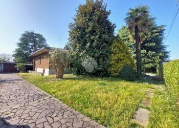Villa Via vivarelli, Vittuone - photo 2