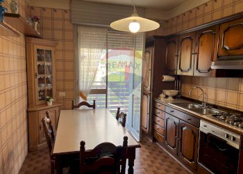 Quadrilocale via cesare battisti, Rogno - foto 5