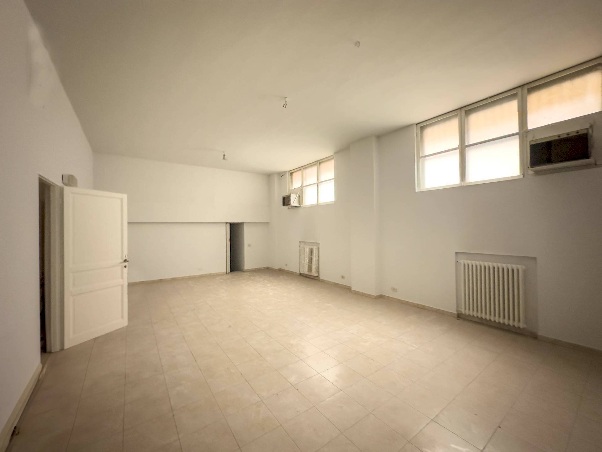 Warehouse Via Cesare Lombroso, Torino - photo 1