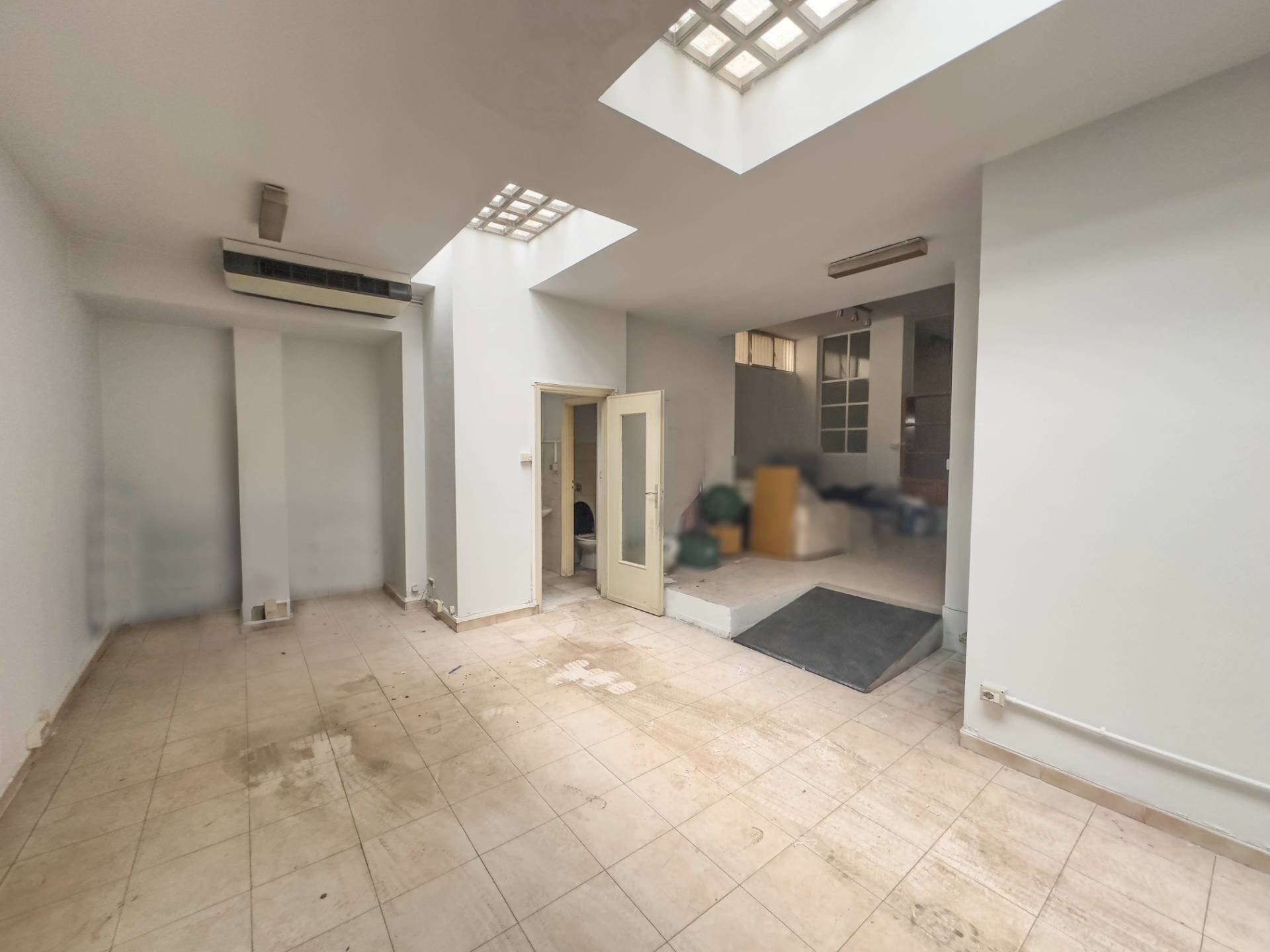 Warehouse Via Cesare Lombroso, Torino - photo 3