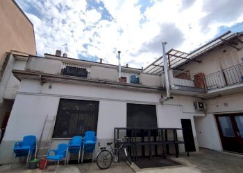 Facciata - Stabile - Palazzo via Roma, Pregnana Milanese - foto 7