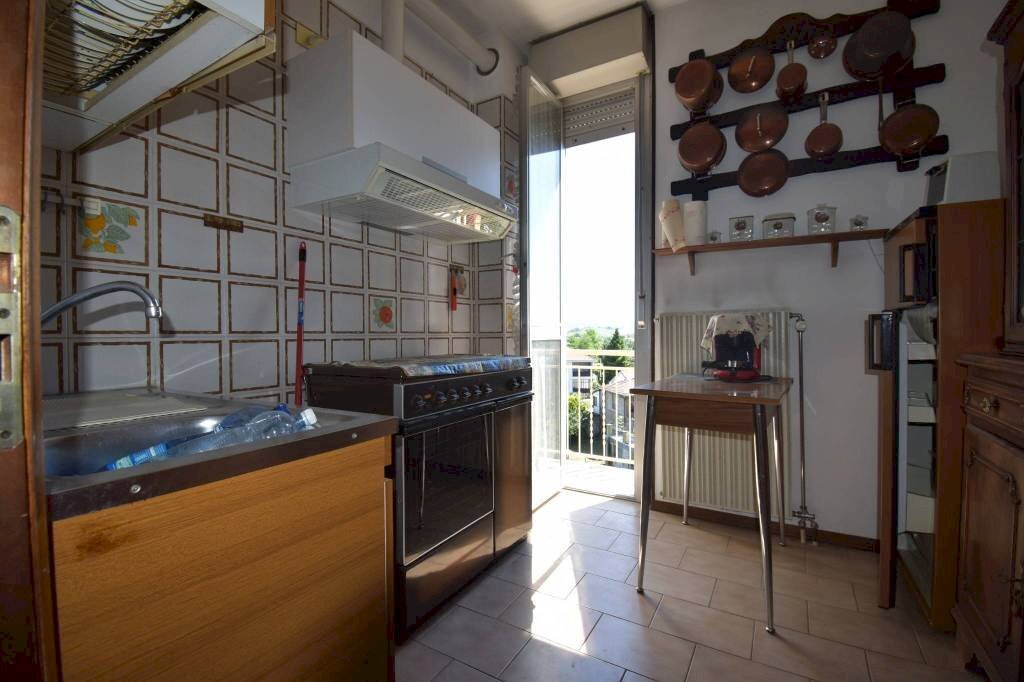 Cucina - Quadrilocale piazza Roma, Agliano Terme - foto 3