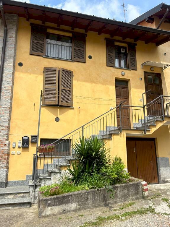 Facciata - Two-room apartment via dei Prati, Varese - photo 2