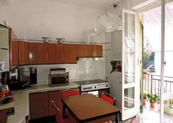 Cucina - Trilocale via Nicolò Ardoino, 2, Genova (zona Sampierdarena) - foto 8