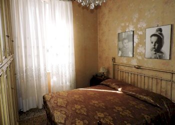 Camera 1 - Trilocale via Nicolò Ardoino, 2, Genova (zona Sampierdarena) - foto 14