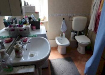 Bagno - Appartamento via Vittorio Veneto, Mignanego - foto 43