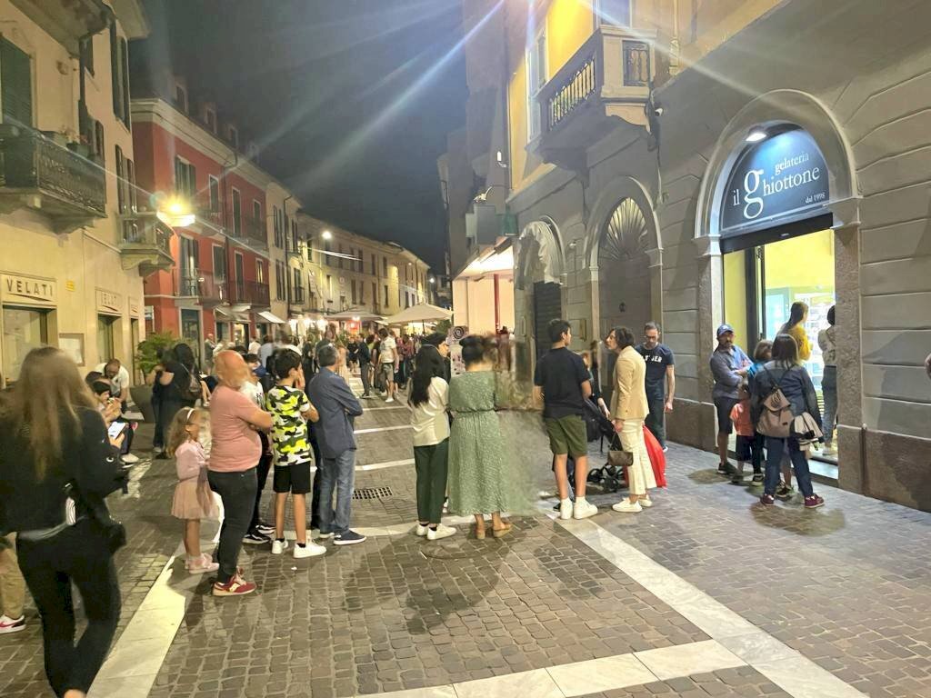 via - Pasticceria via Giuseppe Mazzini, 19, Gallarate - foto 2