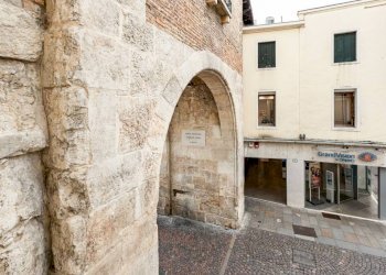 Zona - Non-buildable land via degli Zabarella, 81, Padova - photo 17