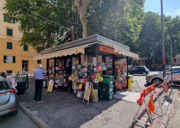 Edicole - Edicole con Chiosco Piazza Palermo, Genova - foto 2