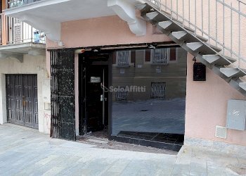 VETRINA - Locale Commerciale VIA MANZONI 4, Settimo Torinese - foto 1