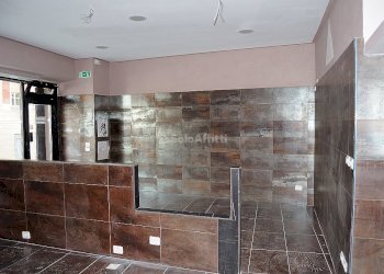 AREA VENDITA - Locale Commerciale VIA MANZONI 4, Settimo Torinese - foto 9