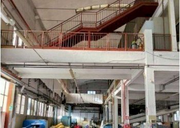 3.jpg - Locale Commerciale all'asta Via Piave 33, Vado Ligure - foto 2