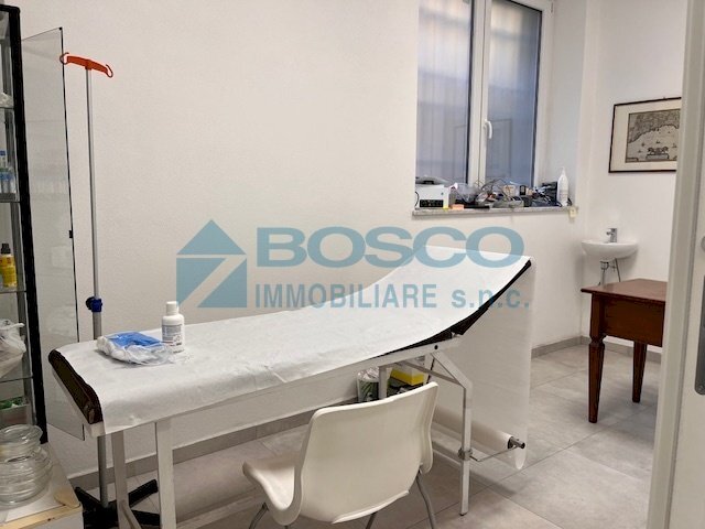 IMG_1350.jpg - Locale Commerciale via Genova  131, La Spezia - foto 3