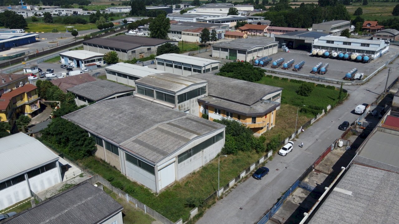 DJI_0217.JPG - Shed VIA BRODOLINI  5, Casalpusterlengo - photo 2