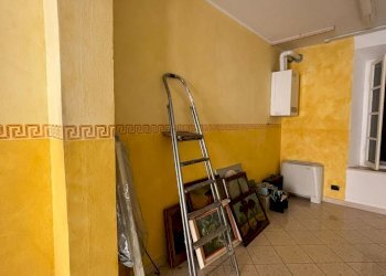 WhatsApp Image 2024-07-08 at 15.37.06 (1).jpeg - Locale Commerciale Fornovo di Taro - foto 4