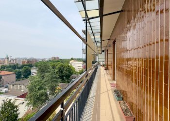 Three-room apartment Via Ippolito Nievo, Sesto San Giovanni - photo 1