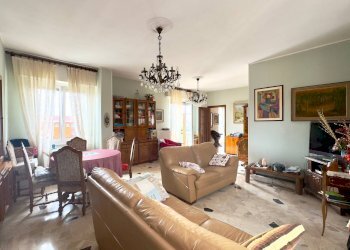 Three-room apartment Via Ippolito Nievo, Sesto San Giovanni - photo 10