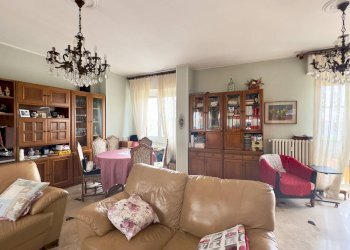 Three-room apartment Via Ippolito Nievo, Sesto San Giovanni - photo 11