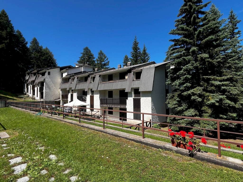 Giardino - Bilocale via Dolmaire, 10, Sauze d'Oulx - foto 1