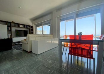 Interni - Quadrilocale viale Tito Groppo, Chiavari - foto 3