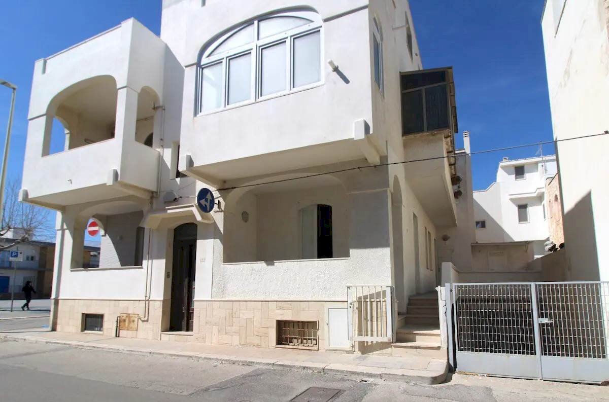 Trilocale Via Messina, Fasano - foto 1