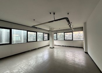 IMG_5123.jpg - Ufficio Largo Parolini, Bassano del Grappa - foto 1