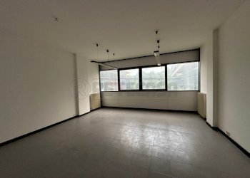 IMG_5125.jpg - Ufficio Largo Parolini, Bassano del Grappa - foto 1