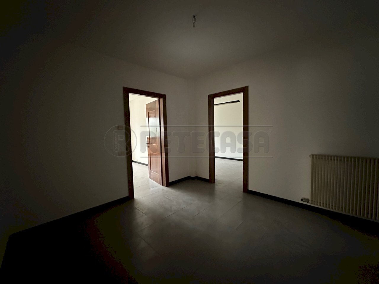 IMG_5124.jpg - Ufficio Largo Parolini, Bassano del Grappa - foto 2