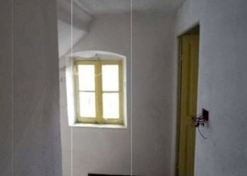 4.jpg - Terratetto - Terracielo all'asta Via Vittorio Emanuele 66, Castel Vittorio - foto 4