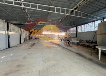 c36d906a-0b2c-45c2-b850-75d1a2a63193.jpeg - Locale Commerciale Viale Epipoli, Siracusa - foto 8
