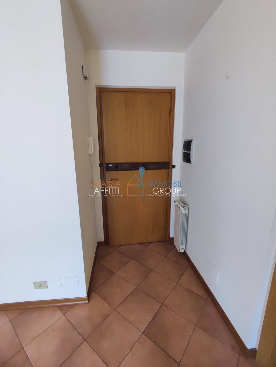 1276669-wu53i.jpg - Appartamento Viale Eugenio Chiesa 6, Massa - foto 2