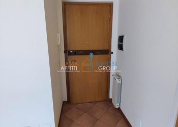 1276669-wu53i.jpg - Appartamento Viale Eugenio Chiesa 6, Massa - foto 2