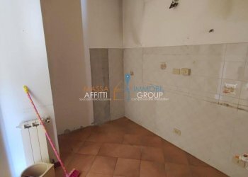 1276669-om91pv.jpg - Appartamento Viale Eugenio Chiesa 6, Massa - foto 4