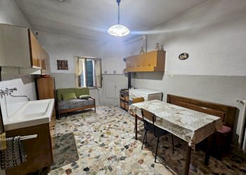 05.jpg - Terratetto - Terracielo Via Chiesa San Terenzo 40, Fivizzano - foto 5