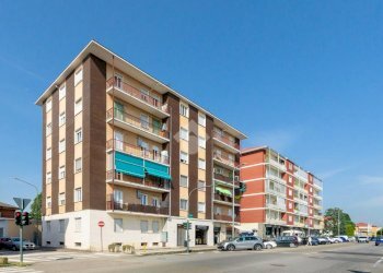 Trilocale Str. Padana Inferiore, Chieri - foto 17