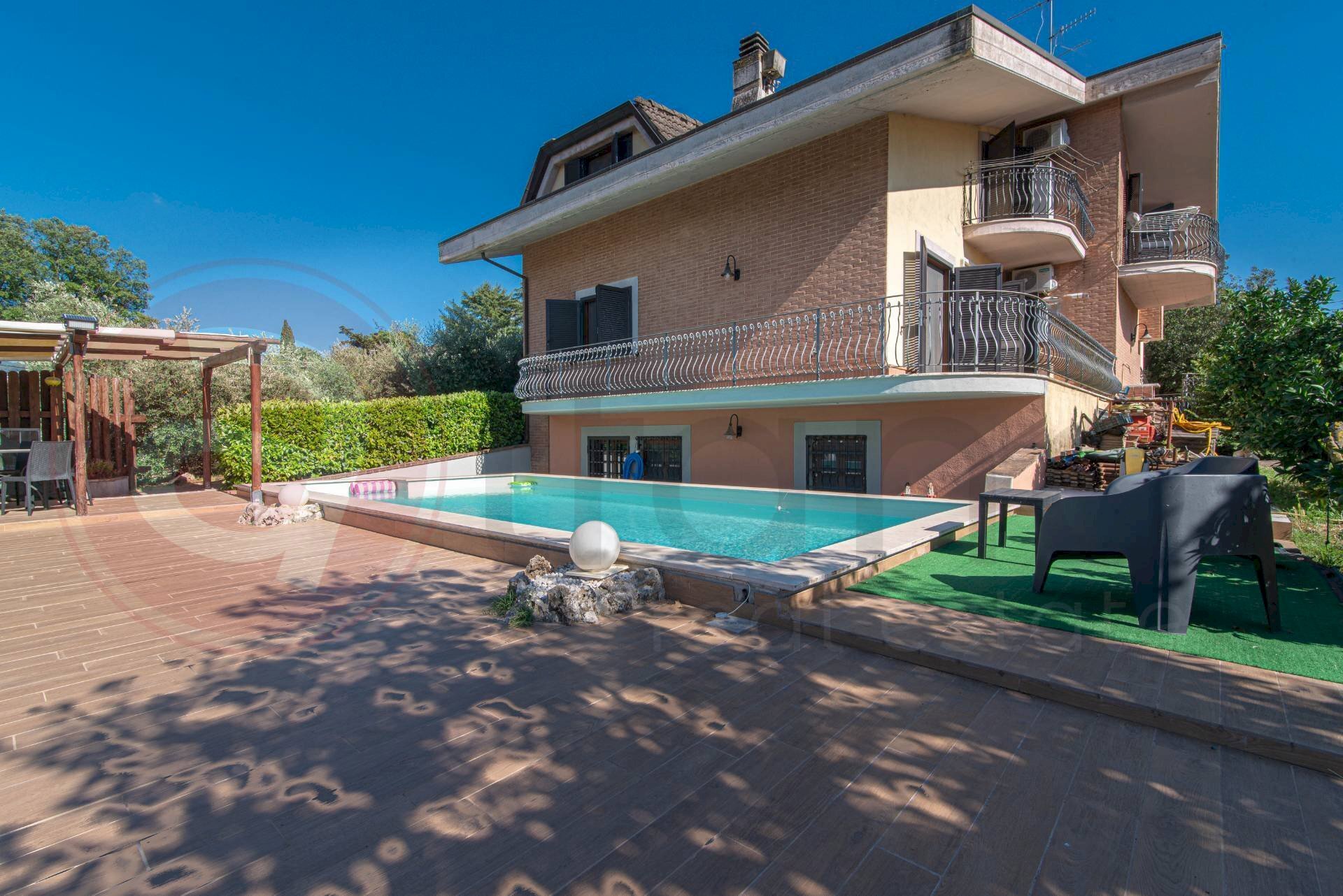 Villa Unifamiliare Via Fosso Di Colandrea, Priverno - foto 1