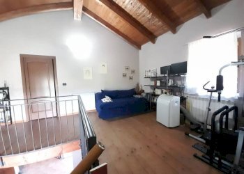 Salone - Independent house strada Pobbia, 2/1, Albiano d'Ivrea - photo 10