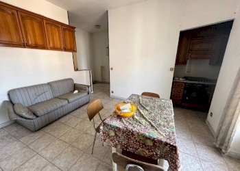 Salone - Bilocale via Isolabella, Carmagnola - foto 4