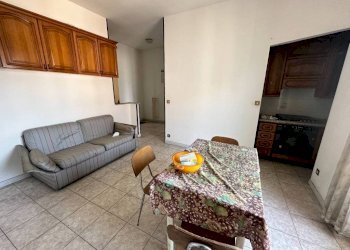 Salone - Bilocale via Isolabella, Carmagnola - foto 5