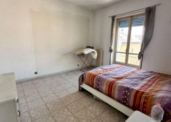 Camera da letto - Bilocale via Isolabella, Carmagnola - foto 11