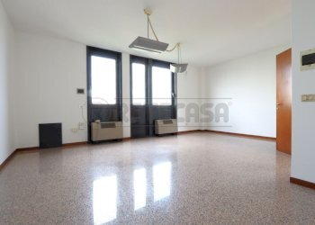 IMG_9671.JPG - Ufficio Via Aldo Moro 10, Vicenza - foto 4