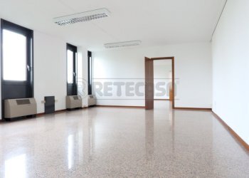 IMG_9687.JPG - Ufficio Via Aldo Moro 10, Vicenza - foto 20