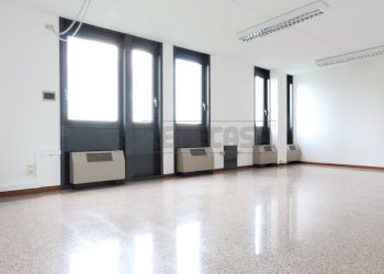 IMG_9688.JPG - Ufficio Via Aldo Moro 10, Vicenza - foto 21